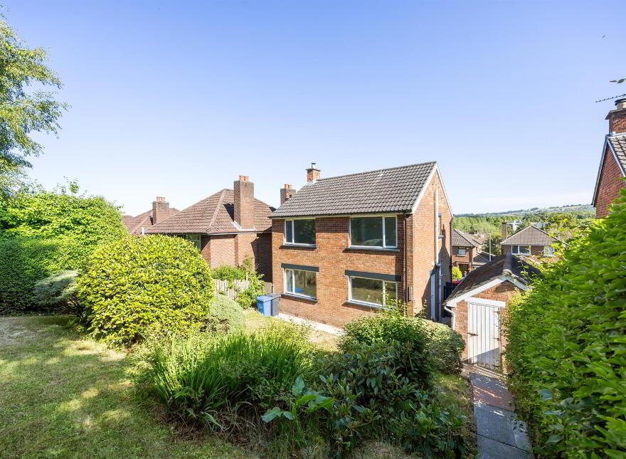 17 Gortin Park, Belfast, BT5 7EQ