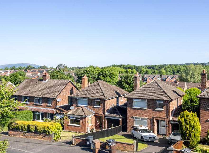 17 Gortin Park, Belfast, BT5 7EQ