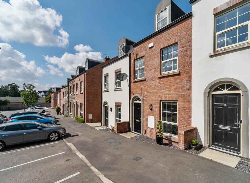 15 Gransha Wood, Dundonald, Belfast, BT16 2FG