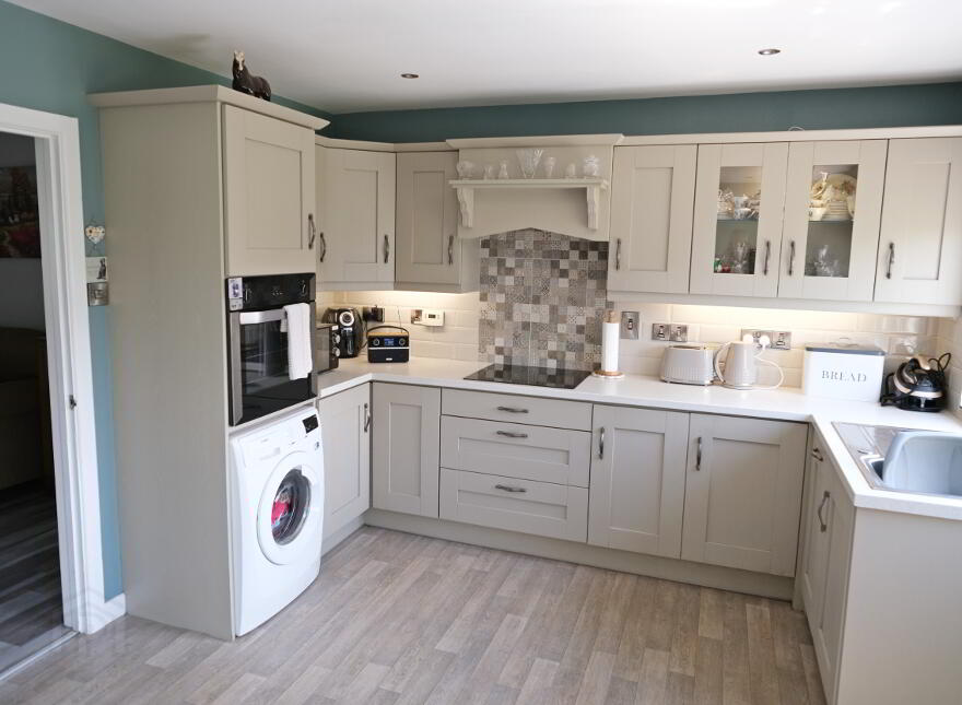 61 Glenwood Gardens, Enniskillen, BT74 7NA