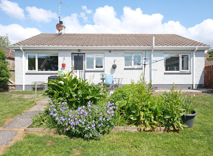 61 Glenwood Gardens, Enniskillen, BT74 7NA