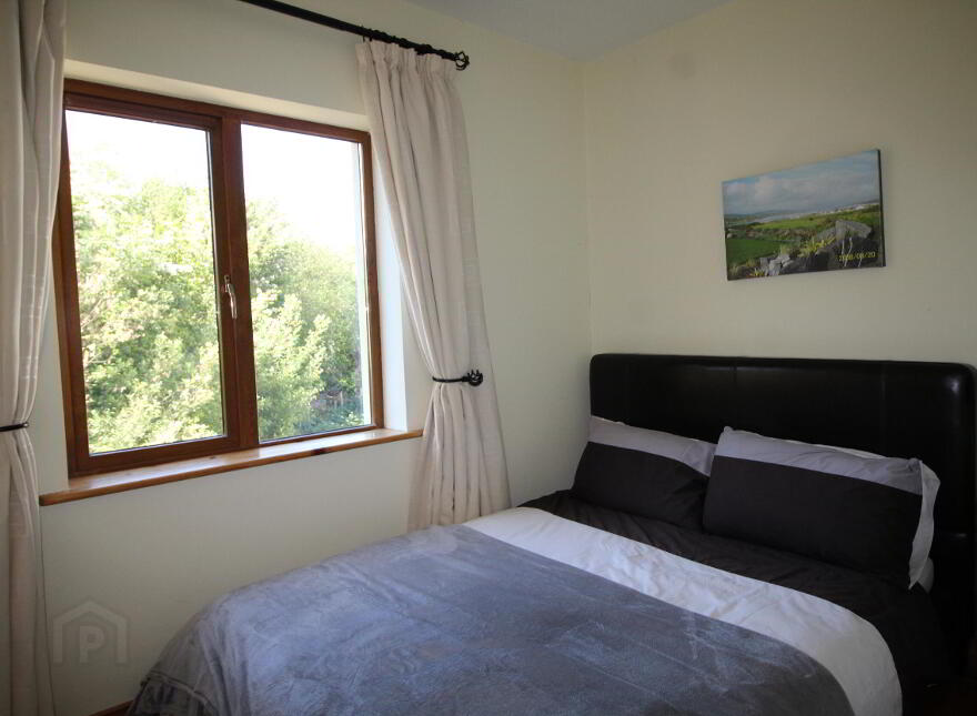 2 Cois Farraige, Kilcrohane, P75TC04