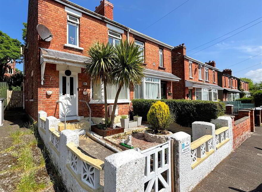 14 Somerton Gardens, Belfast, BT15 3LN