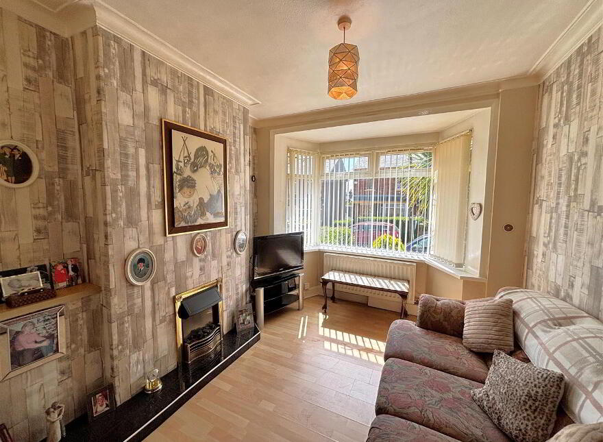 14 Somerton Gardens, Belfast, BT15 3LN