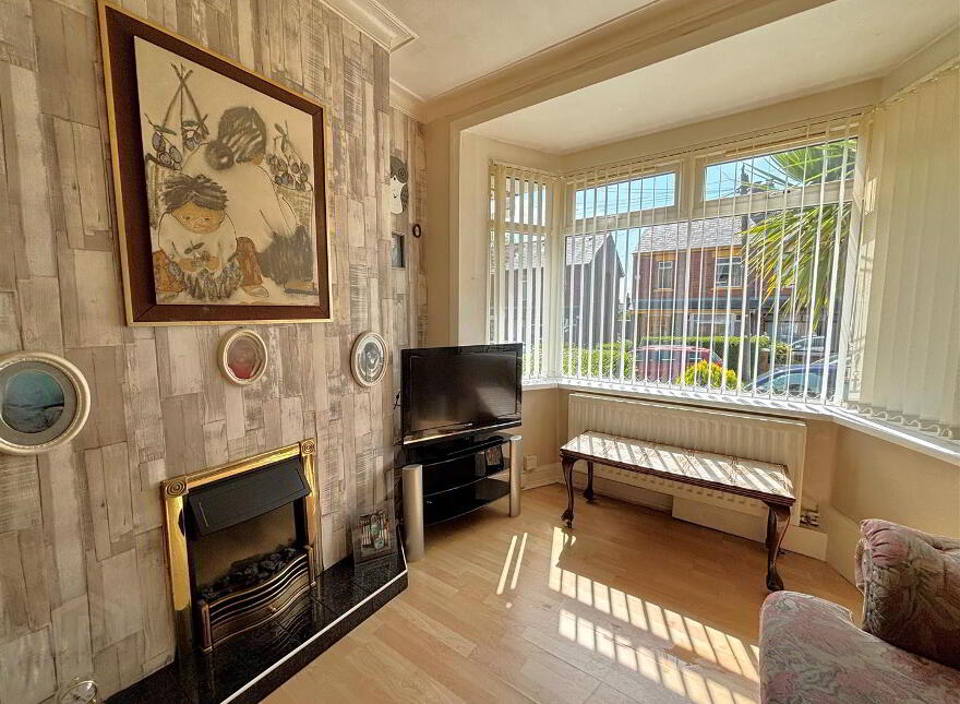 14 Somerton Gardens, Belfast, BT15 3LN