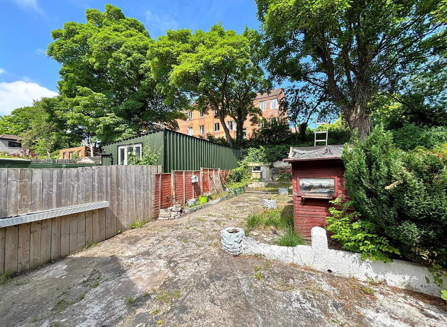 14 Somerton Gardens, Belfast, BT15 3LN