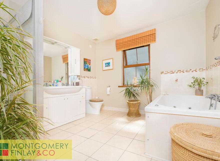 10 The Commons, Bellanaleck, Enniskillen, BT92 2BD