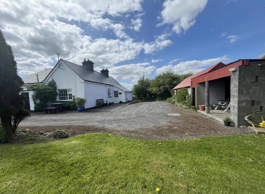 Woodville, Crossmolina, F26Y430