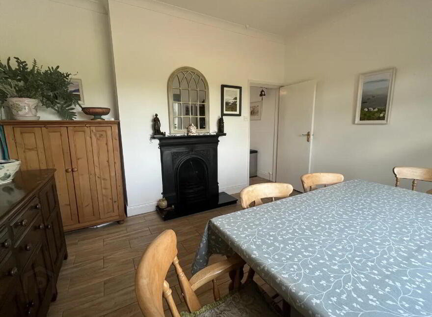 Woodville, Crossmolina, F26Y430
