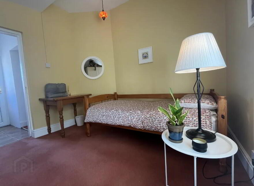 Woodville, Crossmolina, F26Y430