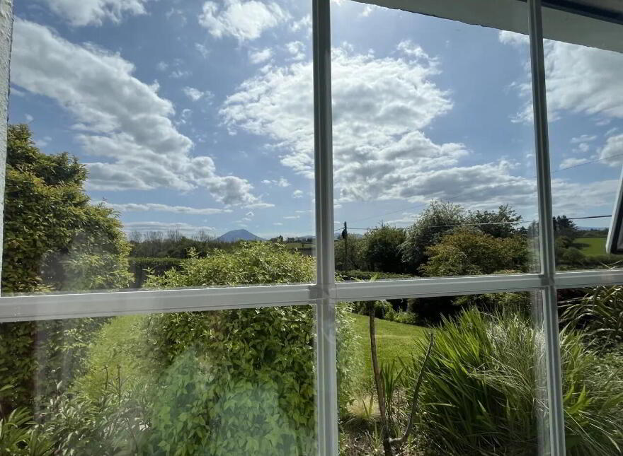 Woodville, Crossmolina, F26Y430