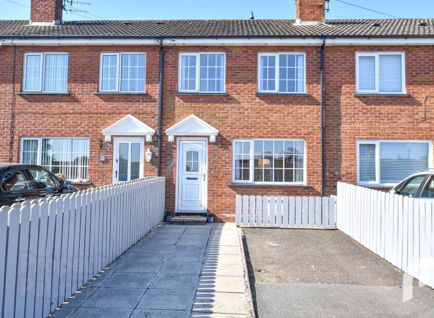 11 Abbeyville Gardens, Whiteabbey, Newtownabbey, BT37 0AJ photo