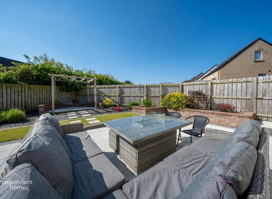 7 Beech Hill View, Larne, BT40 2FT