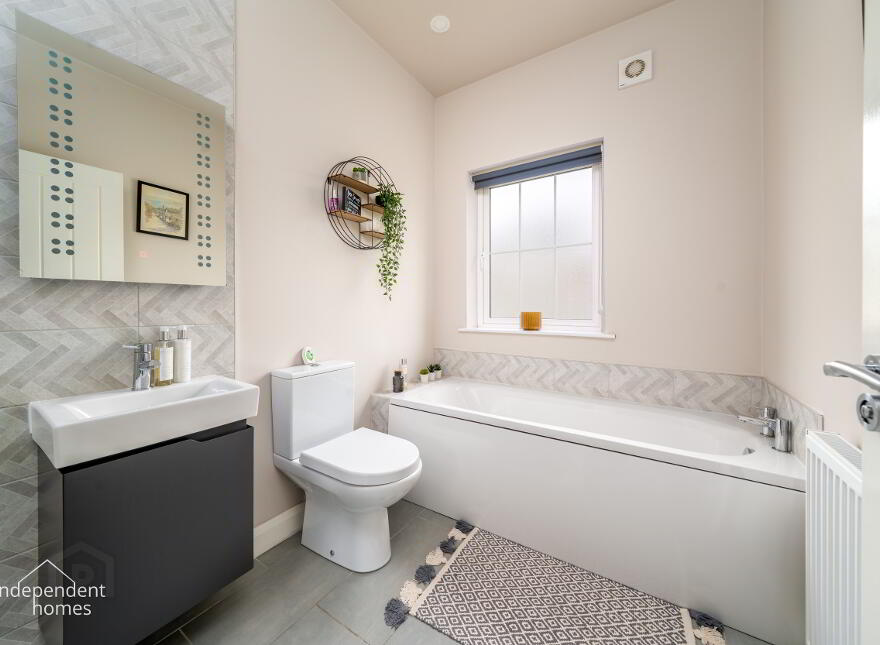 7 Beech Hill View, Larne, BT40 2FT