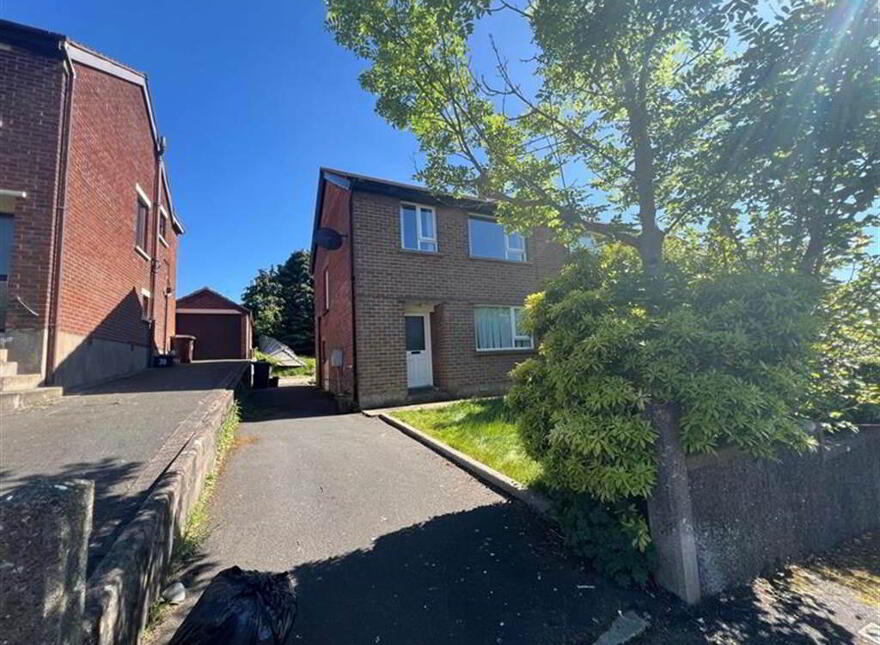 37 Glendale Avenue North, Four Winds, Belfast, BT8 6LD photo