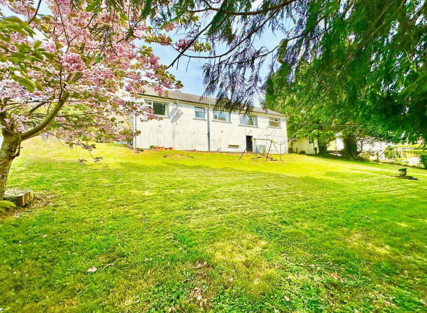 Cedar Crest, Latlurcan, Monaghan Town