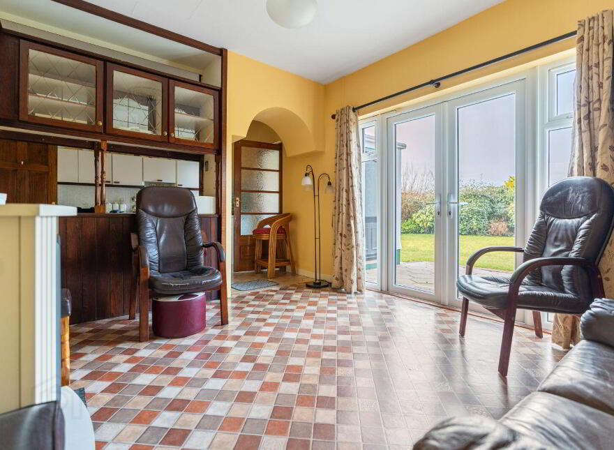 4 Love Lane, Charleville