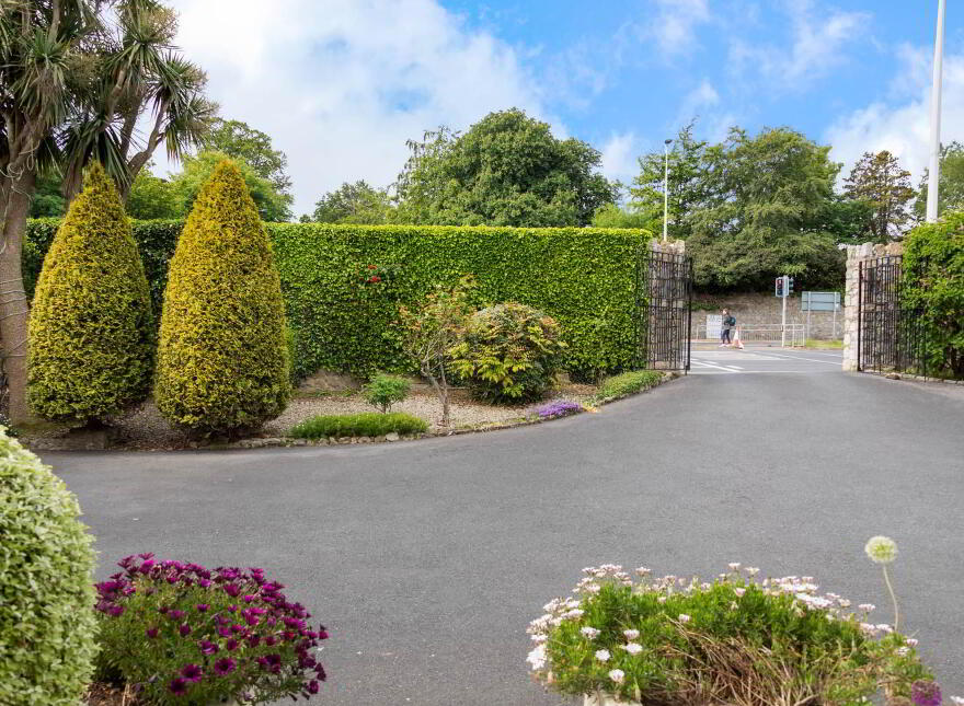 Greentops, Bray Road, Foxrock, Dublin, D18E1W5