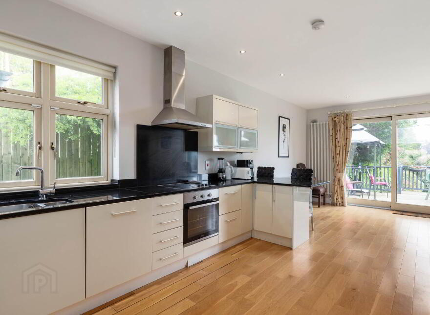 Greentops, Bray Road, Foxrock, Dublin, D18E1W5