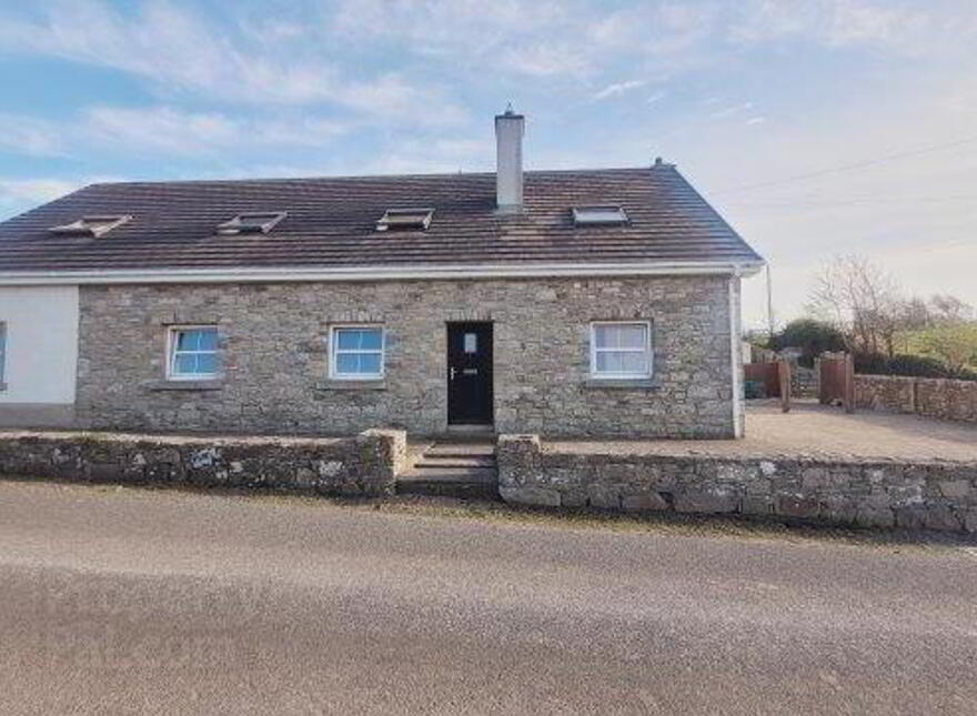 Wardhouse, Tullaghan, F91A726 photo
