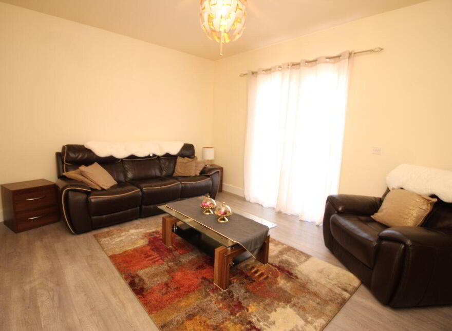 16 Holstein Way, Lisburn, BT28 2RT