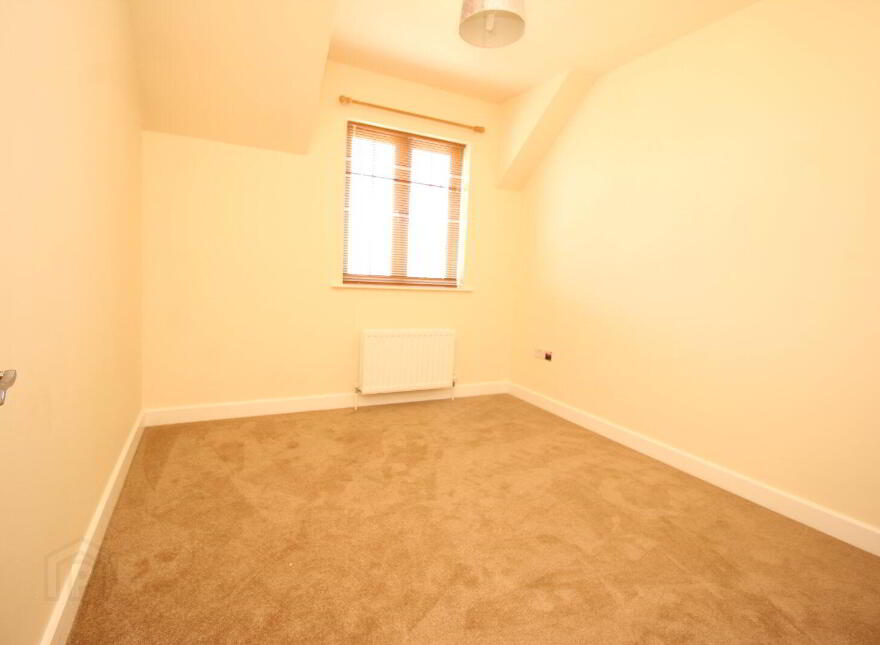 16 Holstein Way, Lisburn, BT28 2RT