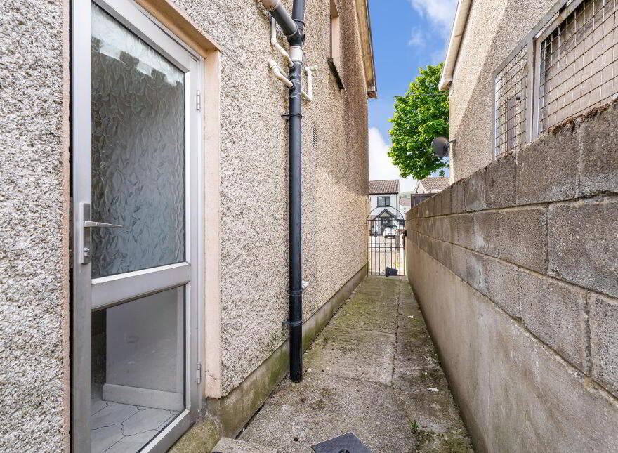 70 Suncroft Drive, Tallaght, Dublin, D24R8Y9