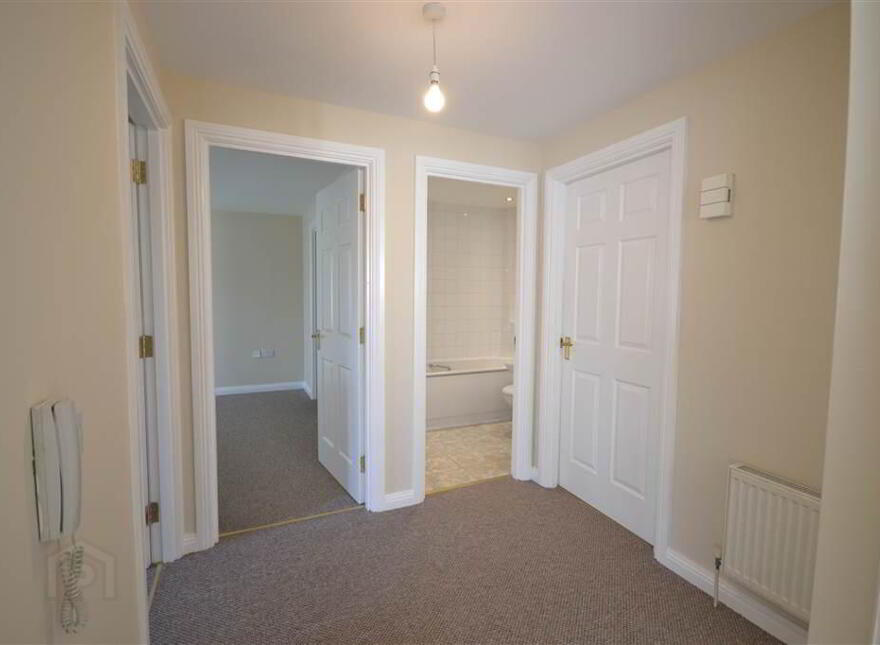Apt, 3, 1 St Anne's Lane, Belfast, BT10 0PP