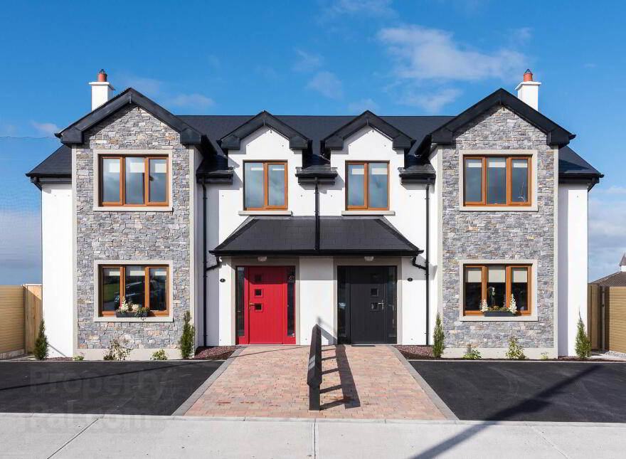 No 5 Rinn Duin, Galway City, H91Y9CN photo