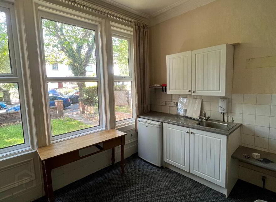 September Start Date, 116 Stranmillis Road, Serviced Rooms, Belfast, BT9 5AE