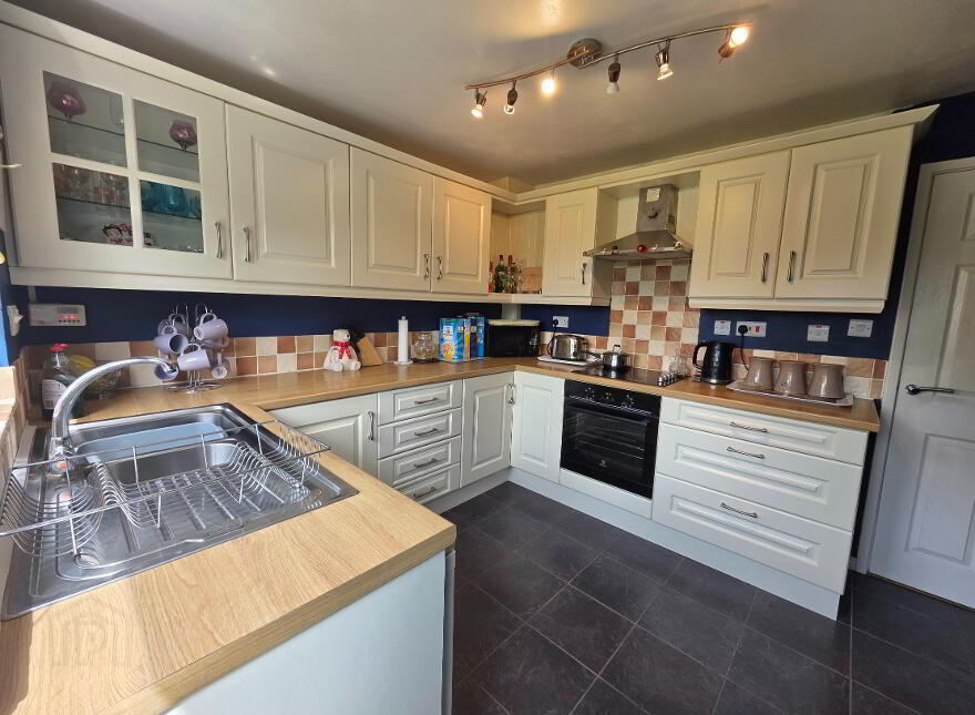 18 The Meadows, Off Charlotte Street, Ballymoney, BT53 6AX