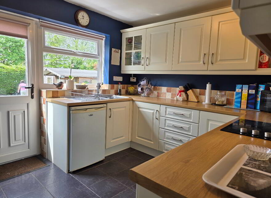 18 The Meadows, Off Charlotte Street, Ballymoney, BT53 6AX