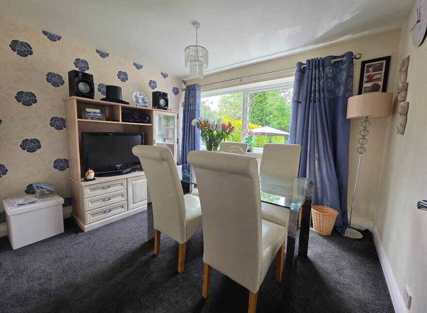 18 The Meadows, Off Charlotte Street, Ballymoney, BT53 6AX