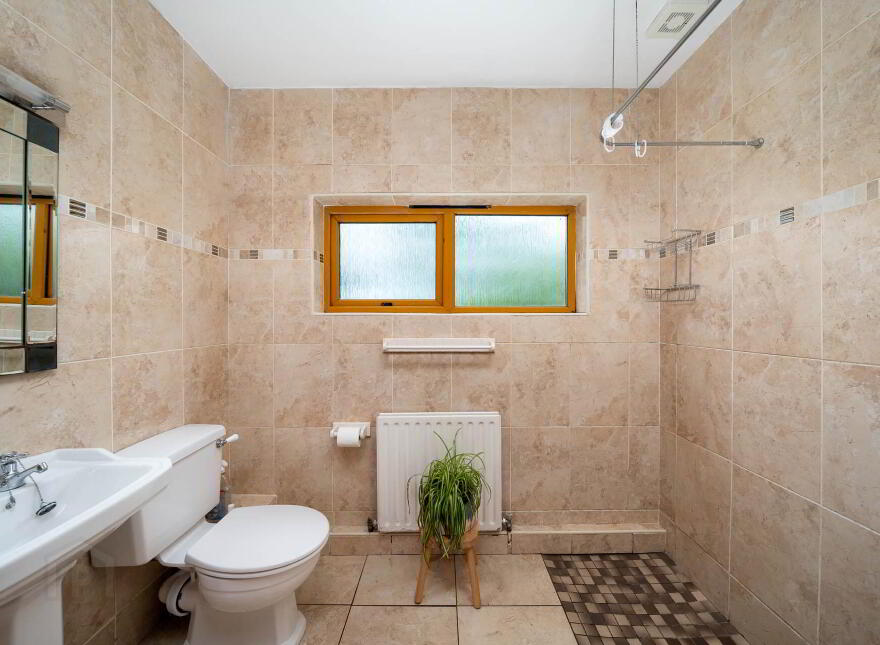 Shannon, Garnafailagh, Athlone, N37W9V6