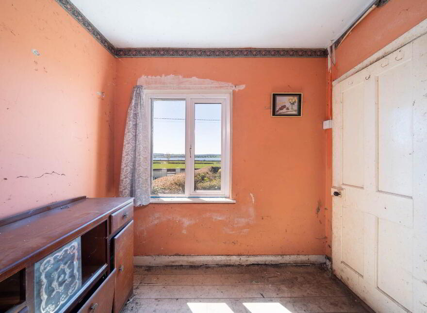 1 Lakeview, Gort Road, Loughrea, H62VY13