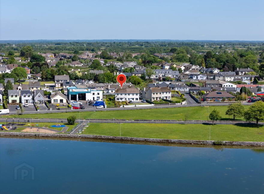 1 Lakeview, Gort Road, Loughrea, H62VY13