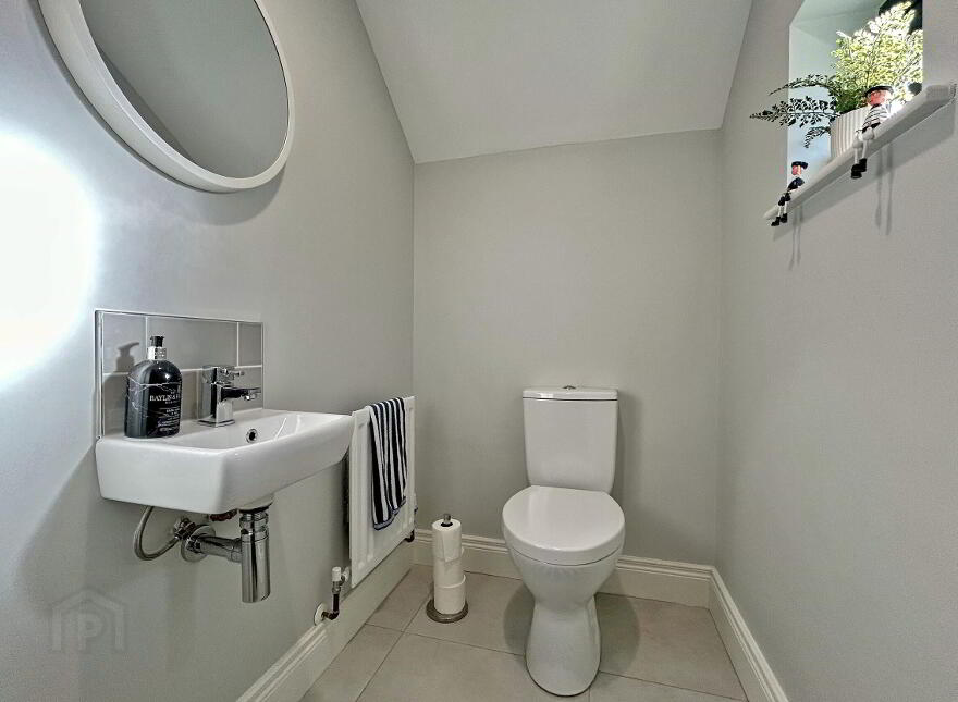 44 Oakwood Avenue, Antrim, BT41 2FT
