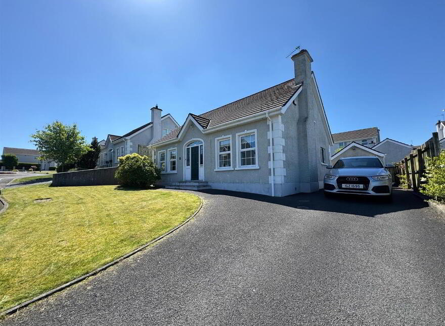 20 Cedar Hill, Ballycraigy Road, Newtownabbey, BT36 5PH photo