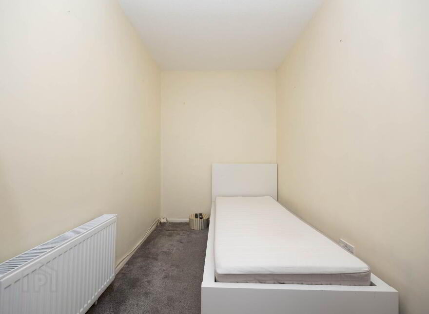 16 Beechwood Downs, Hartstown, Clonsilla, Dublin, D15YH4N