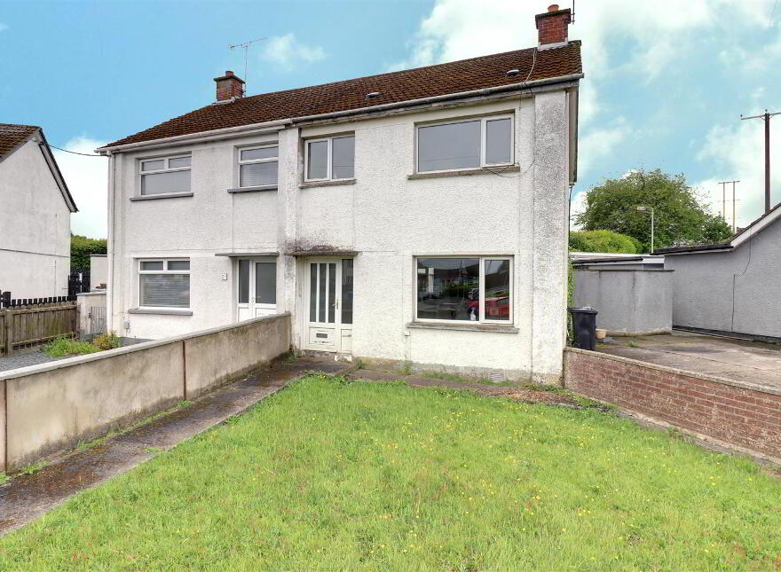 27 Dickson Park, Ballygowan, Newtownards, BT23 6JB photo