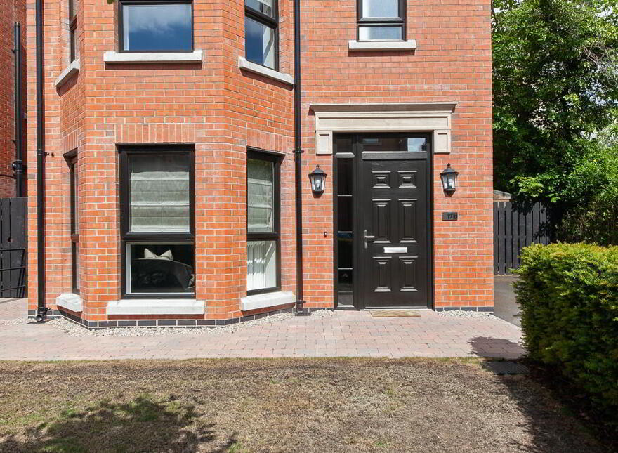 17b Upper Lisburn Road, Finaghy, Belfast, BT10 0GW
