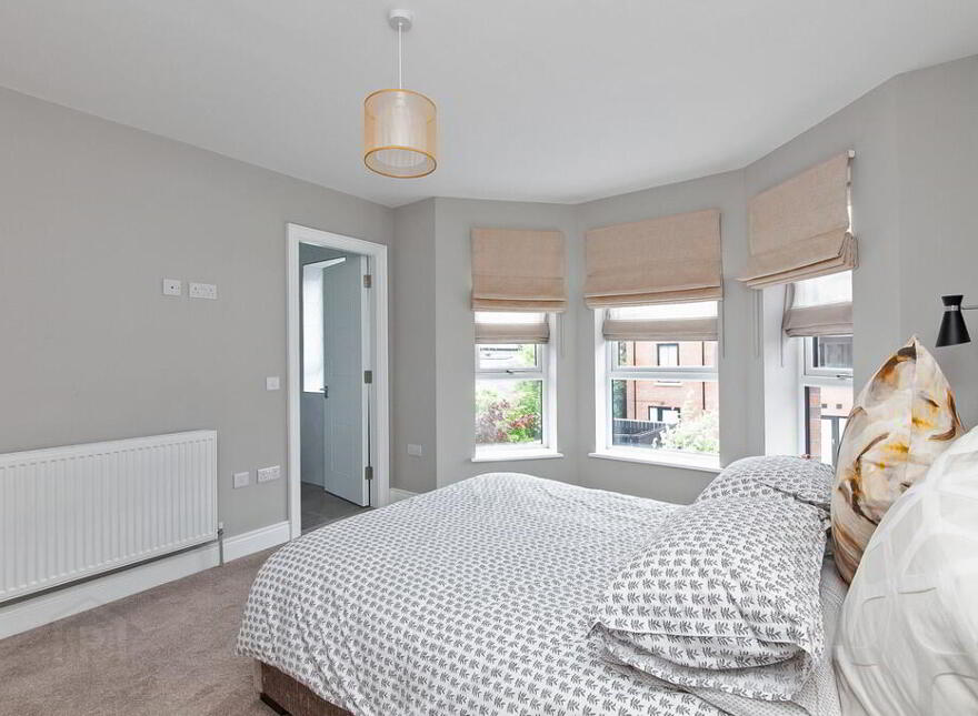 17b Upper Lisburn Road, Finaghy, Belfast, BT10 0GW