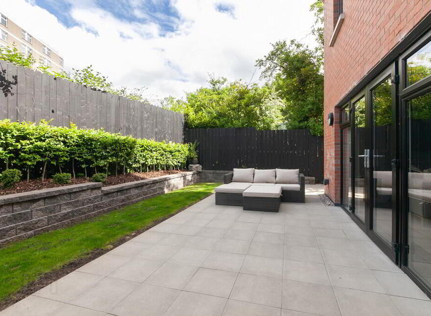 17b Upper Lisburn Road, Finaghy, Belfast, BT10 0GW