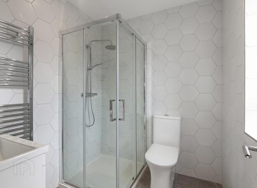 17b Upper Lisburn Road, Finaghy, Belfast, BT10 0GW