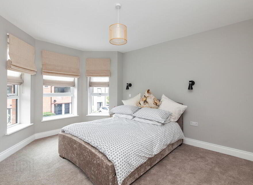17b Upper Lisburn Road, Finaghy, Belfast, BT10 0GW
