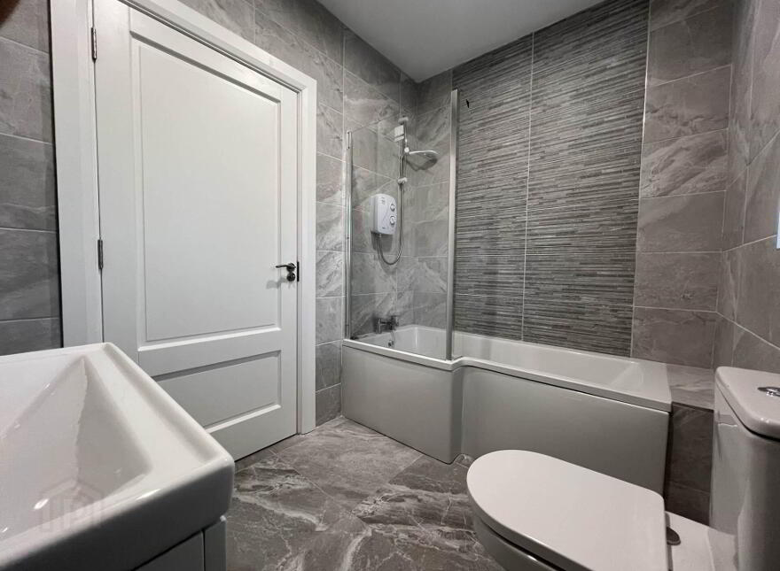The Boreen, Ardfinnan, E91V3W6