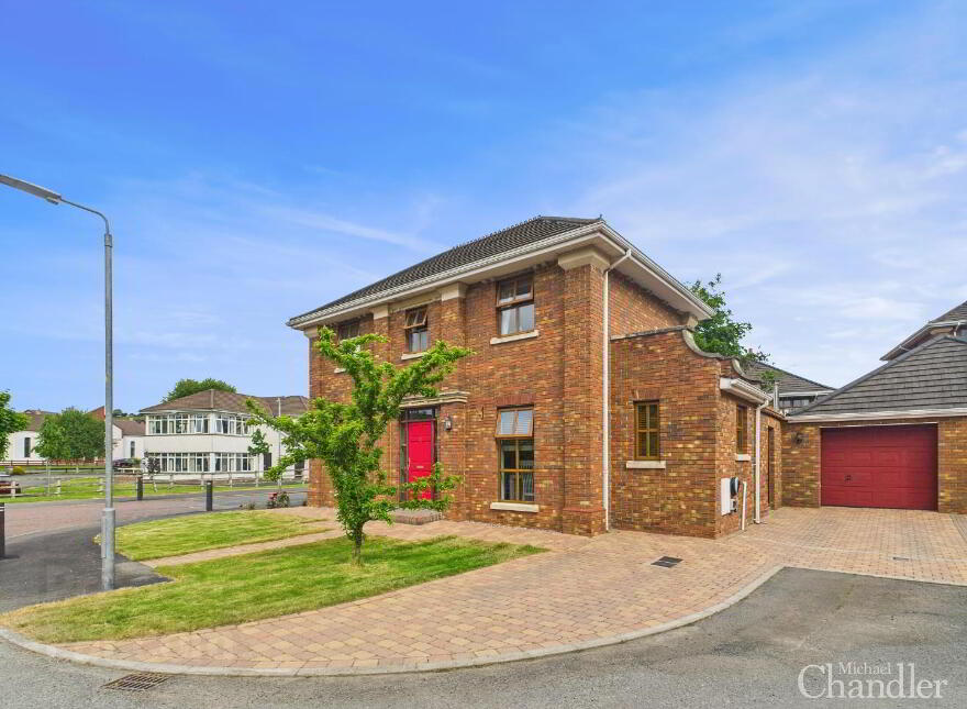 25 Park Lane, Saintfield, BT24 7PR photo