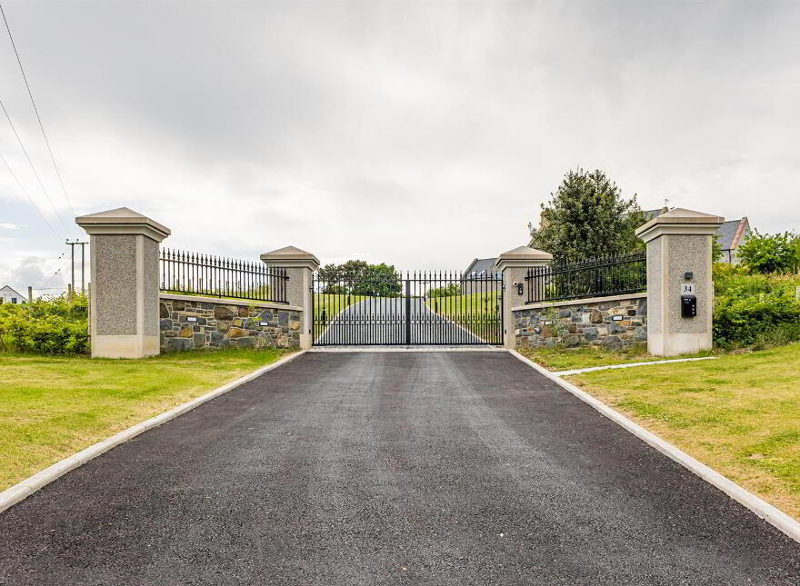 34 Scaddy Road, Downpatrick, BT30 9BP