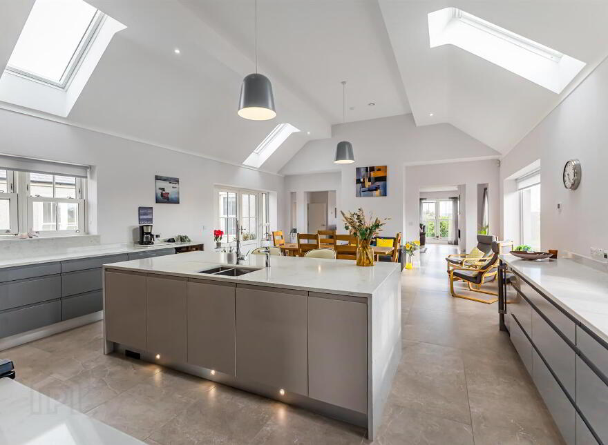 34 Scaddy Road, Downpatrick, BT30 9BP