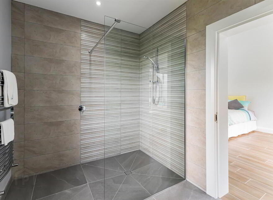 34 Scaddy Road, Downpatrick, BT30 9BP